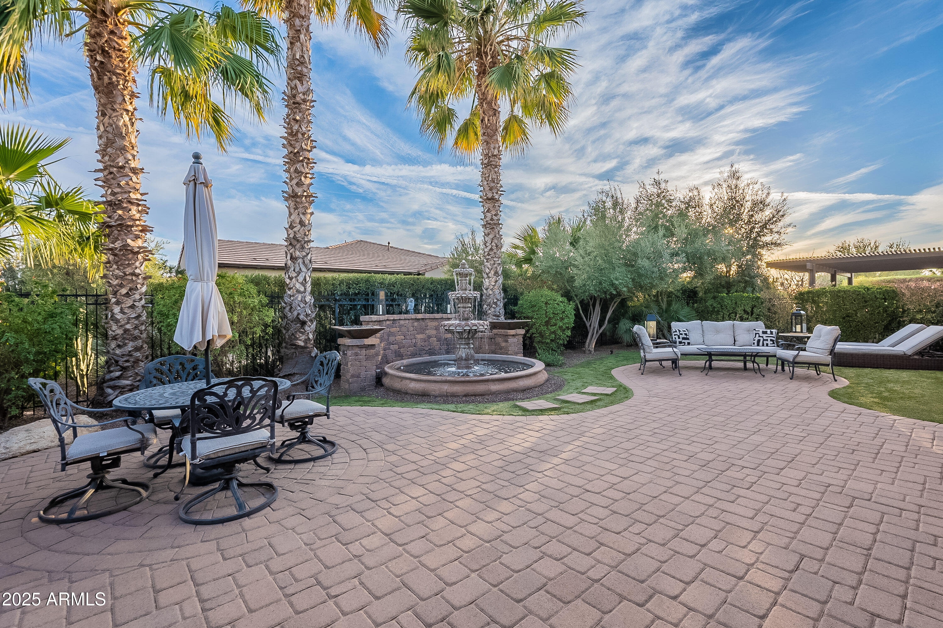 1697 E TANGELO Place