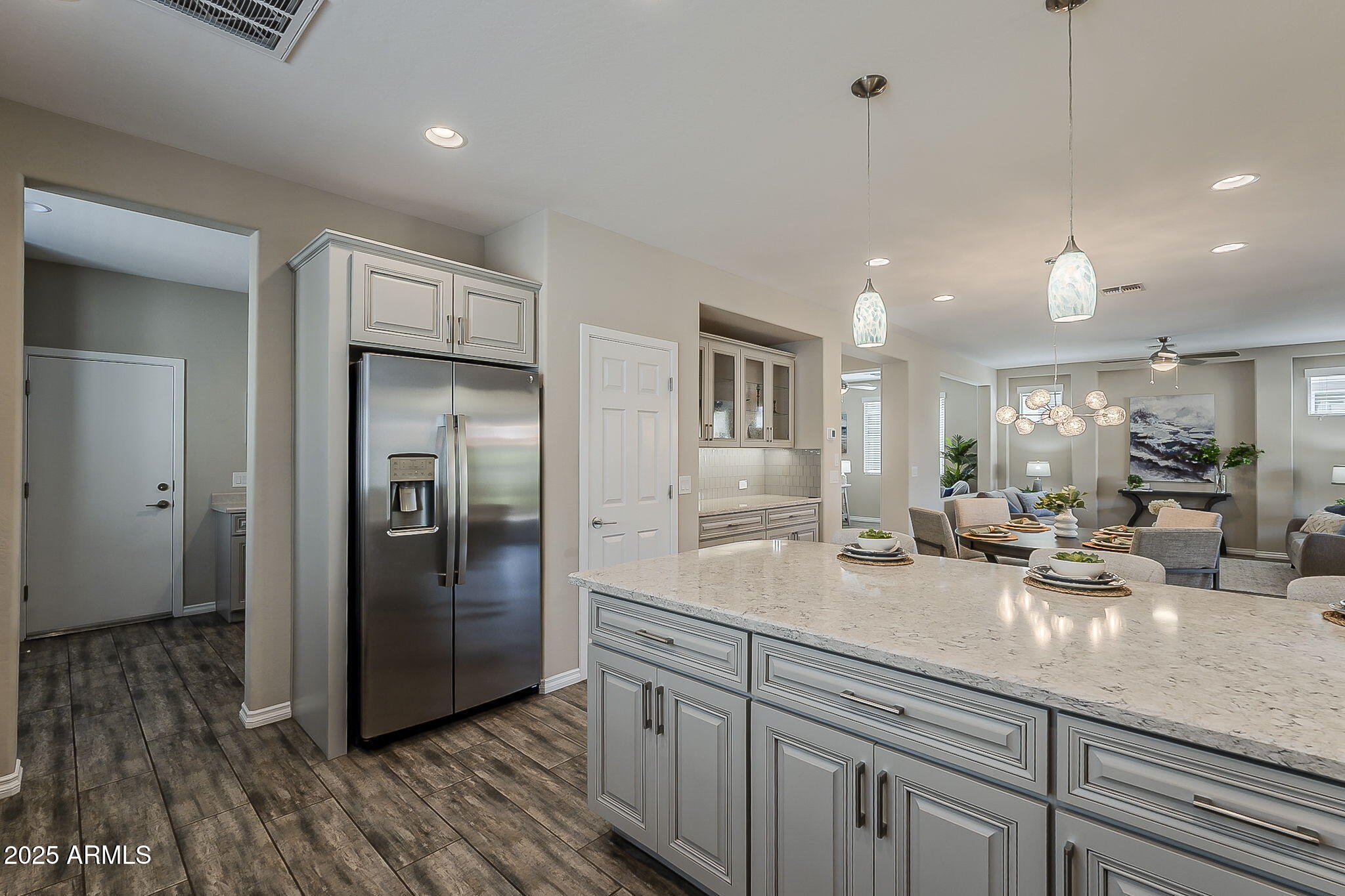 280 E WATERMELON Lane