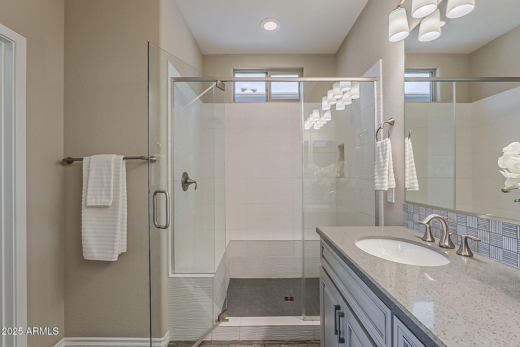 280 E WATERMELON Lane