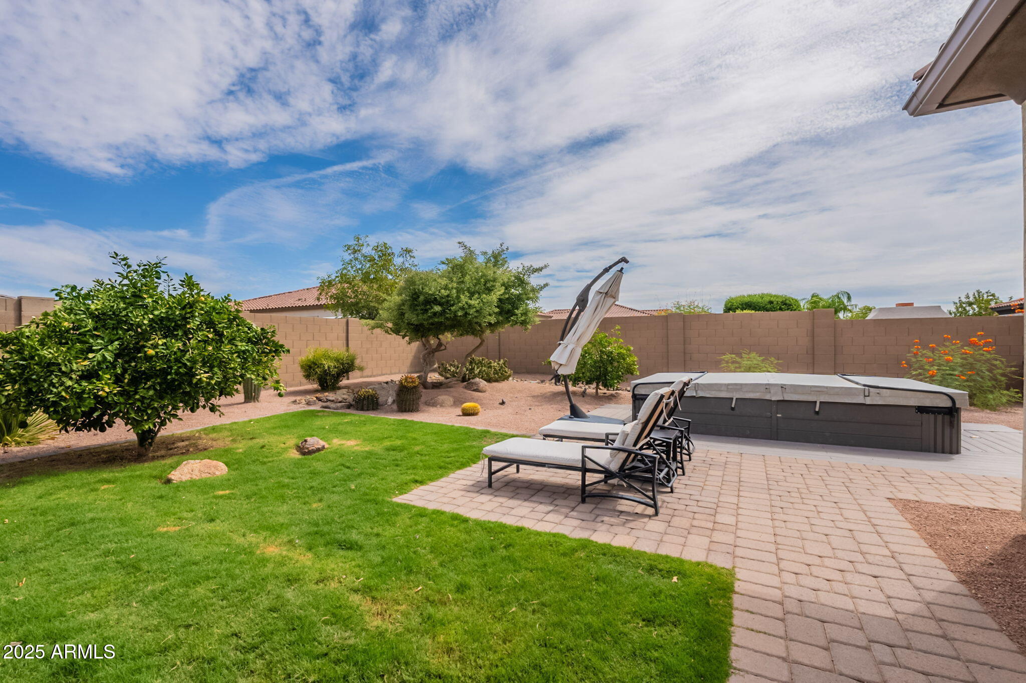 22212 E SENTIERO Drive