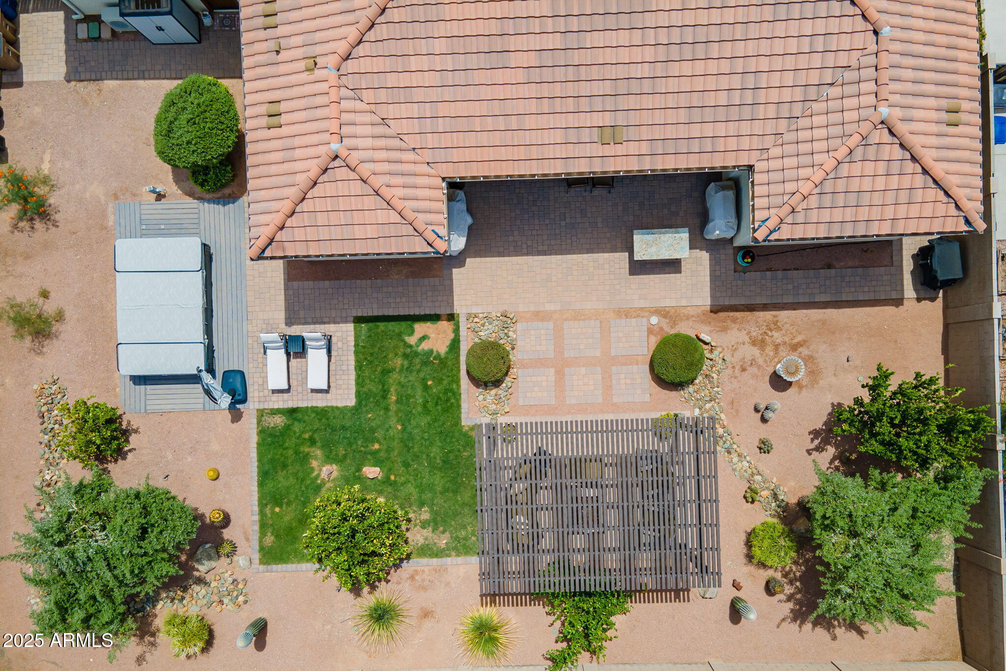 22212 E SENTIERO Drive