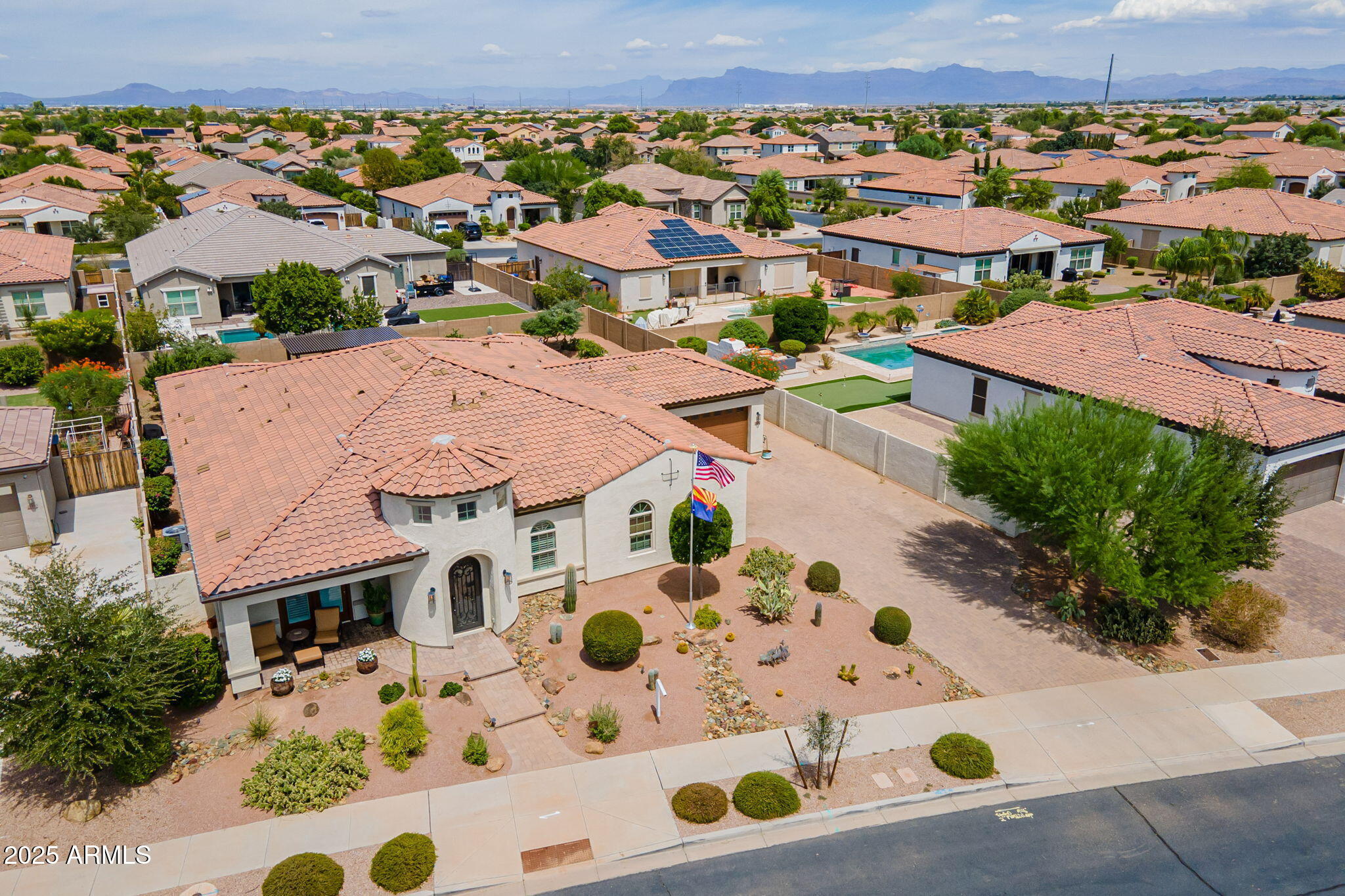 22212 E SENTIERO Drive