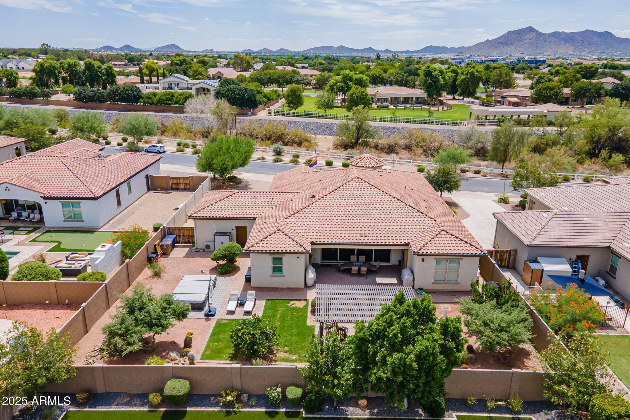 22212 E SENTIERO Drive