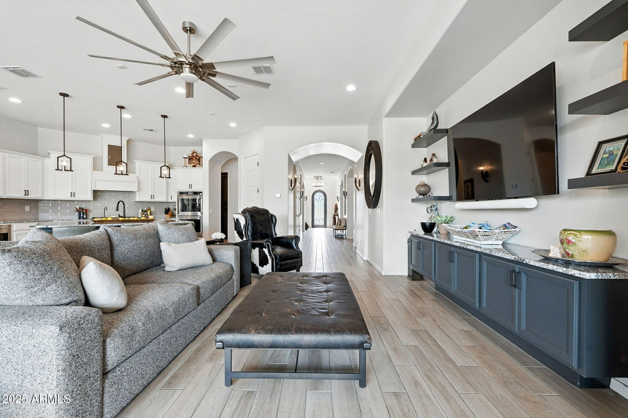 22212 E SENTIERO Drive