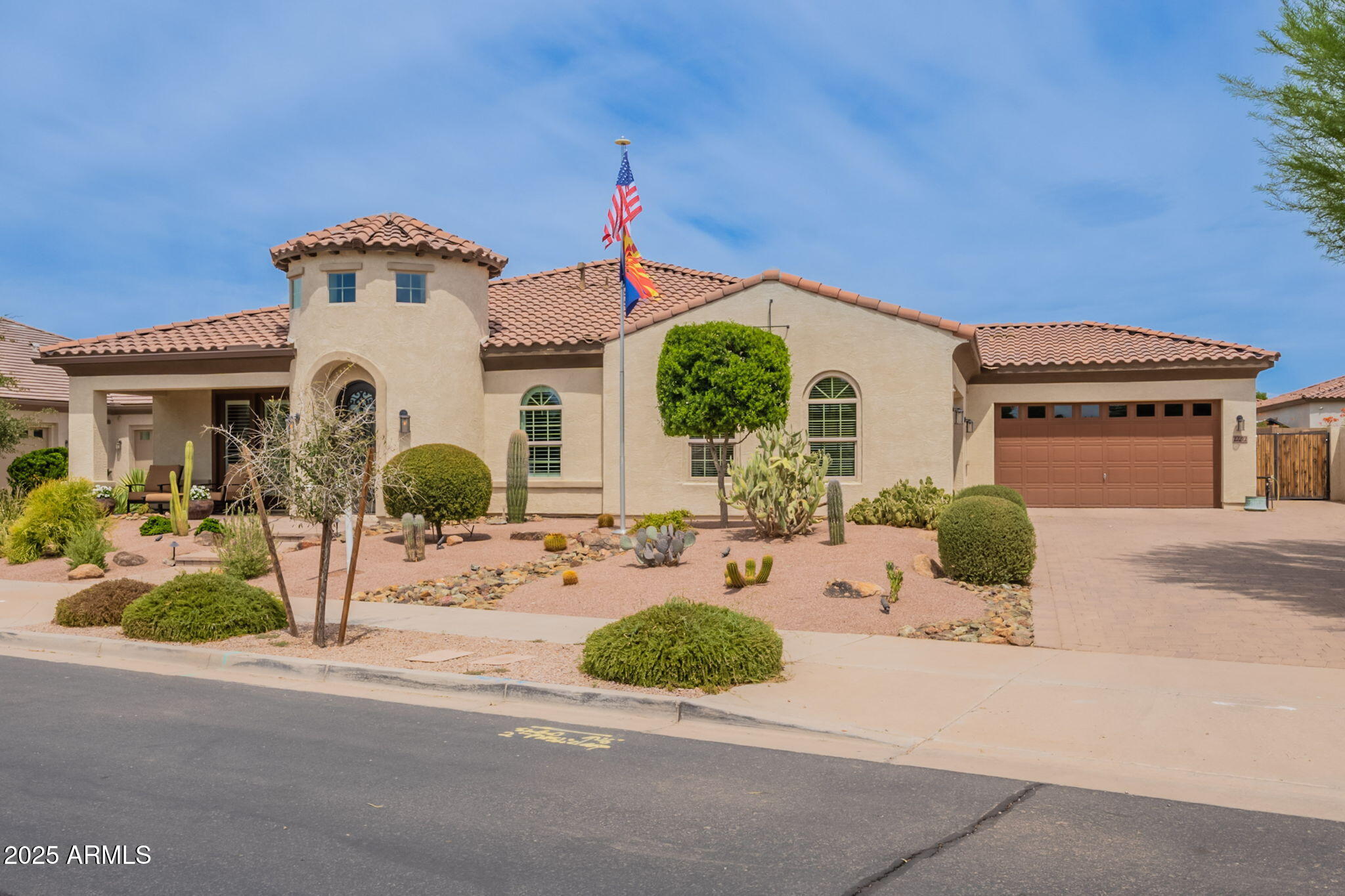 22212 E SENTIERO Drive
