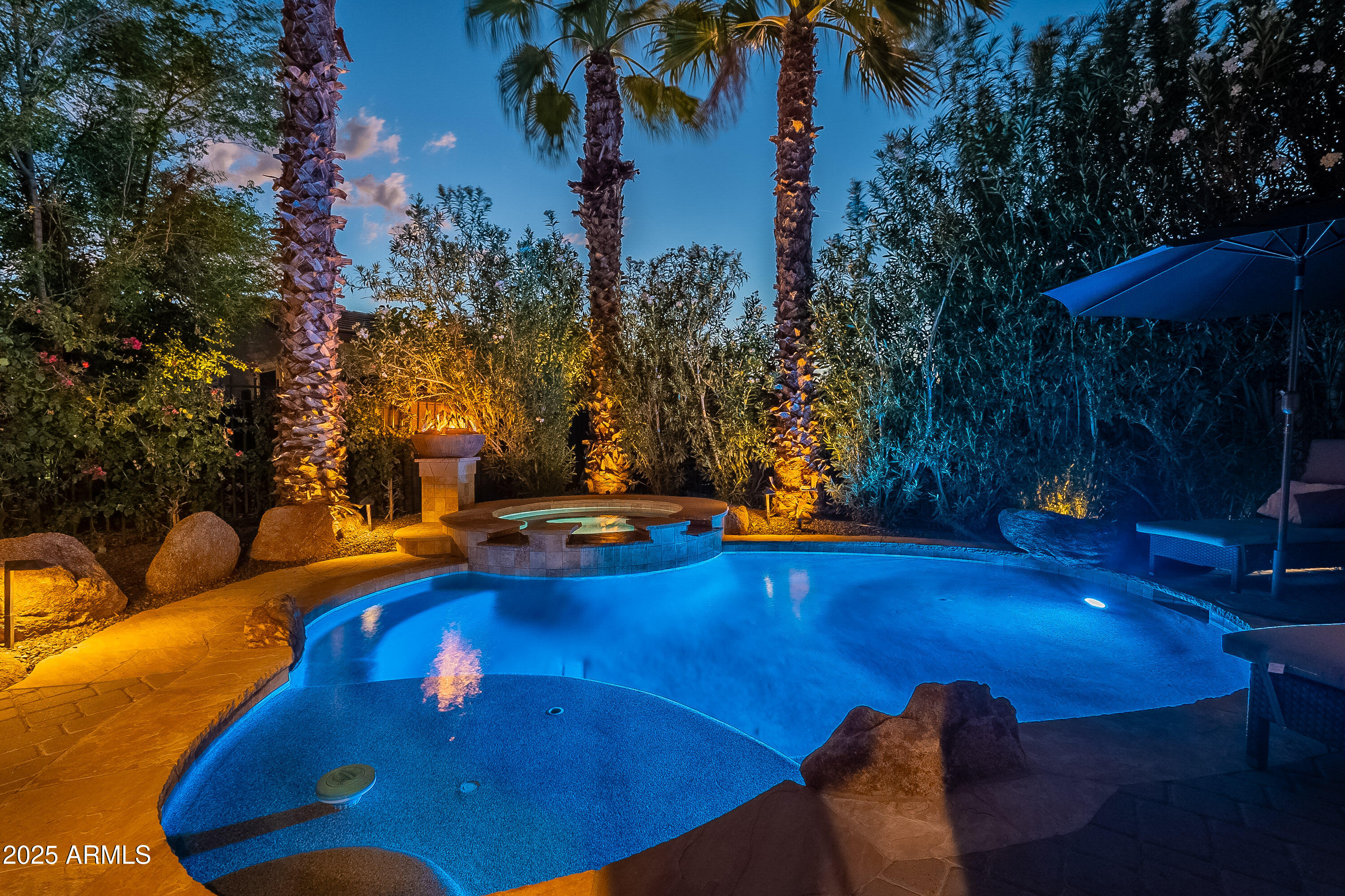 1563 E ARTEMIS Trail