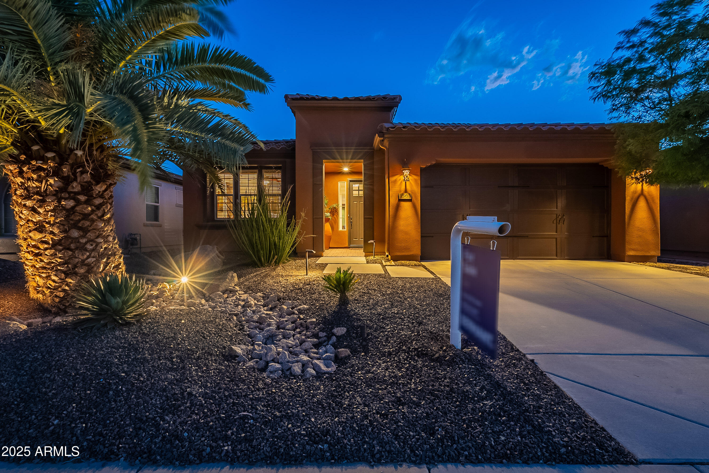 1563 E ARTEMIS Trail