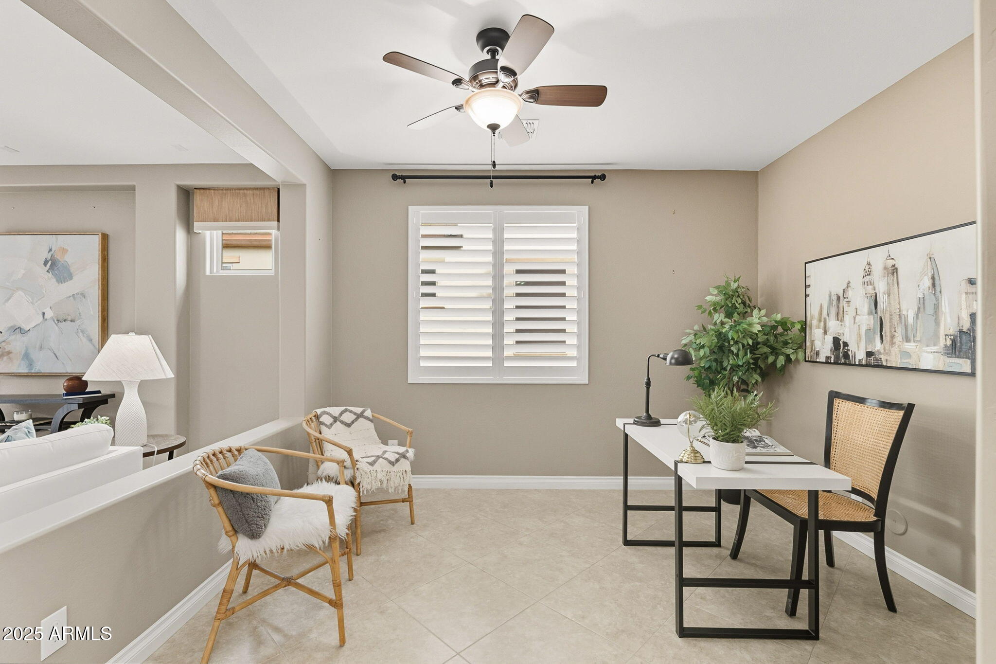 1518 E COPPER Hollow