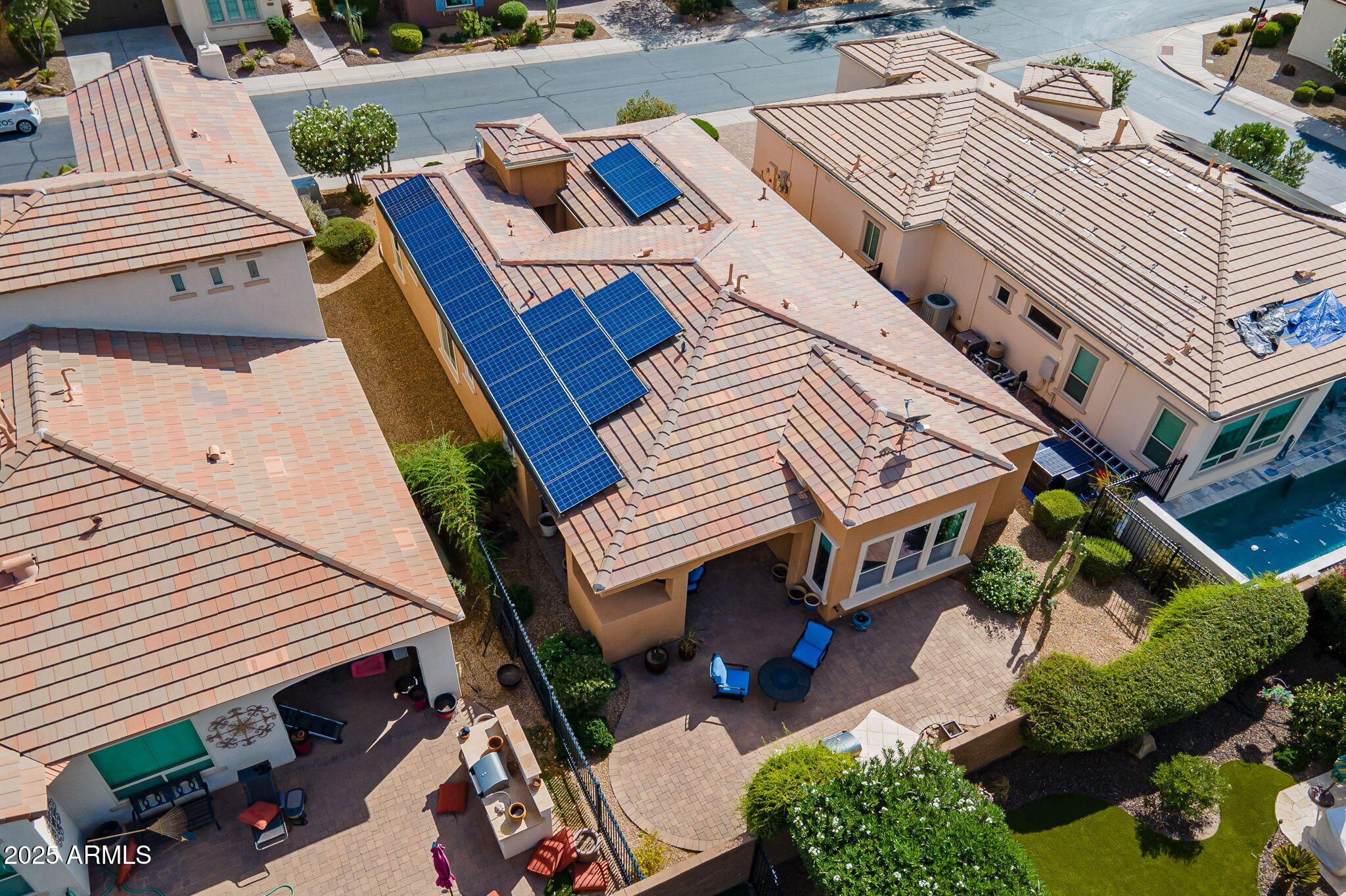 1518 E COPPER Hollow