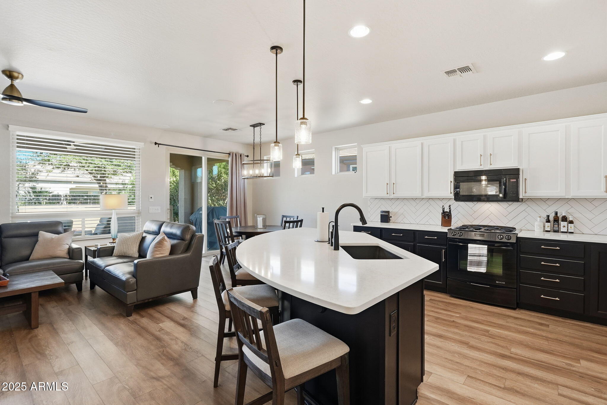 1522 E AMARANTH Trail