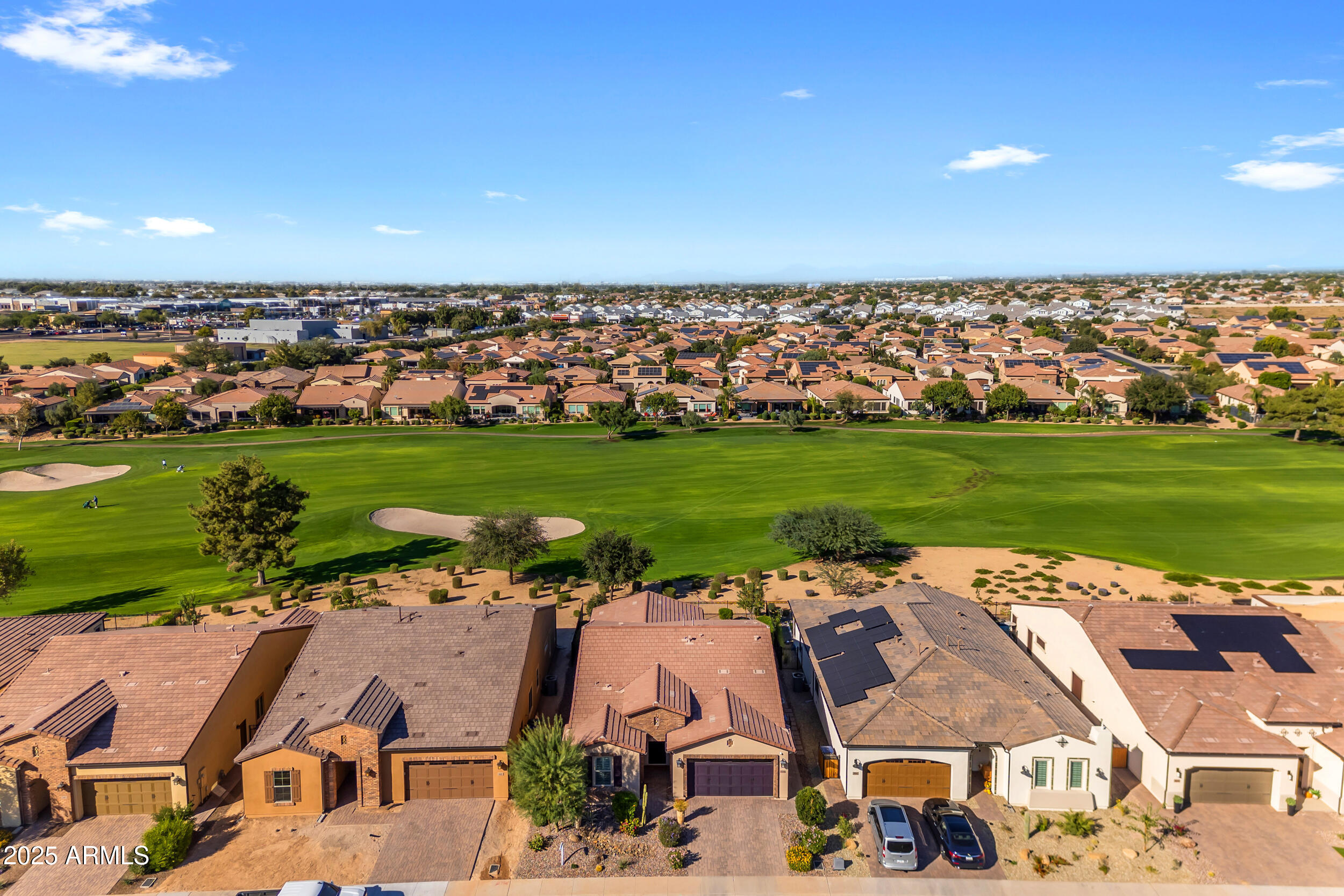 374 E BRACCIANO Avenue