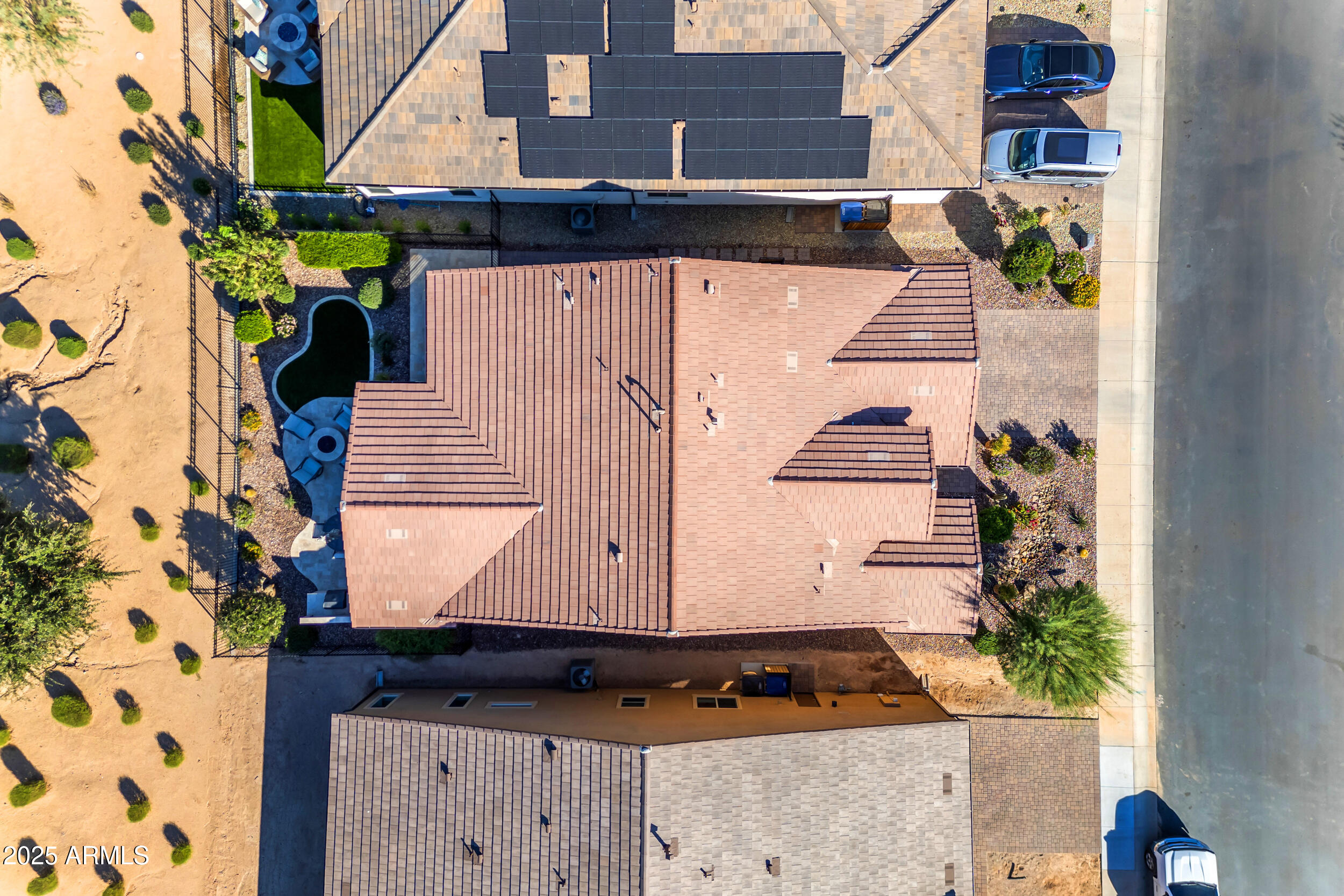 374 E BRACCIANO Avenue