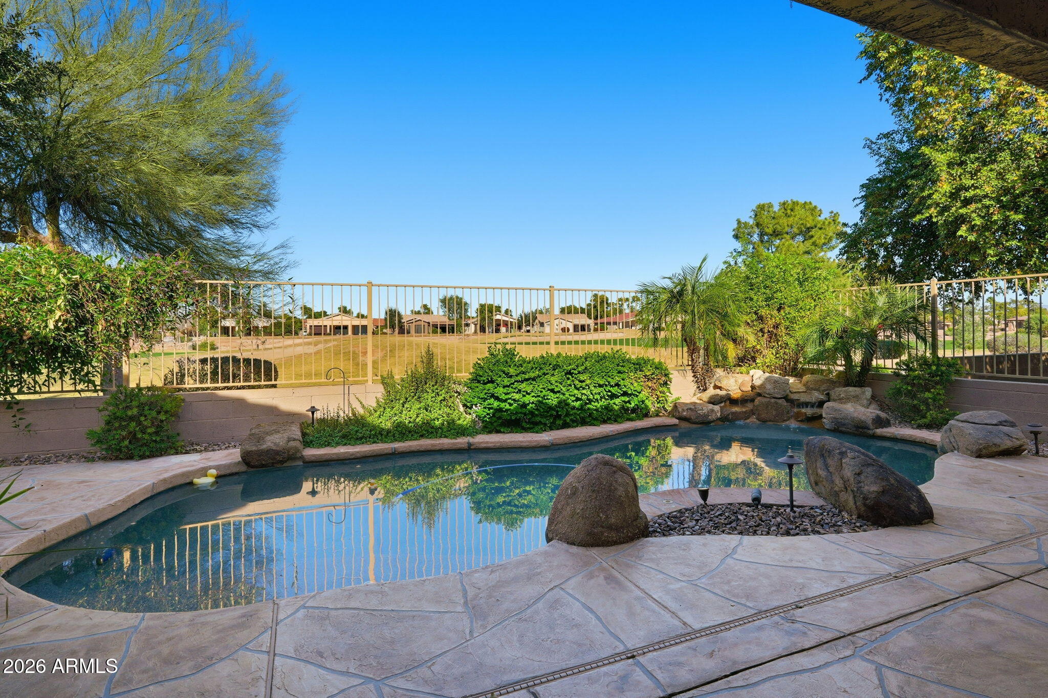 4548 E NIGHTINGALE Lane