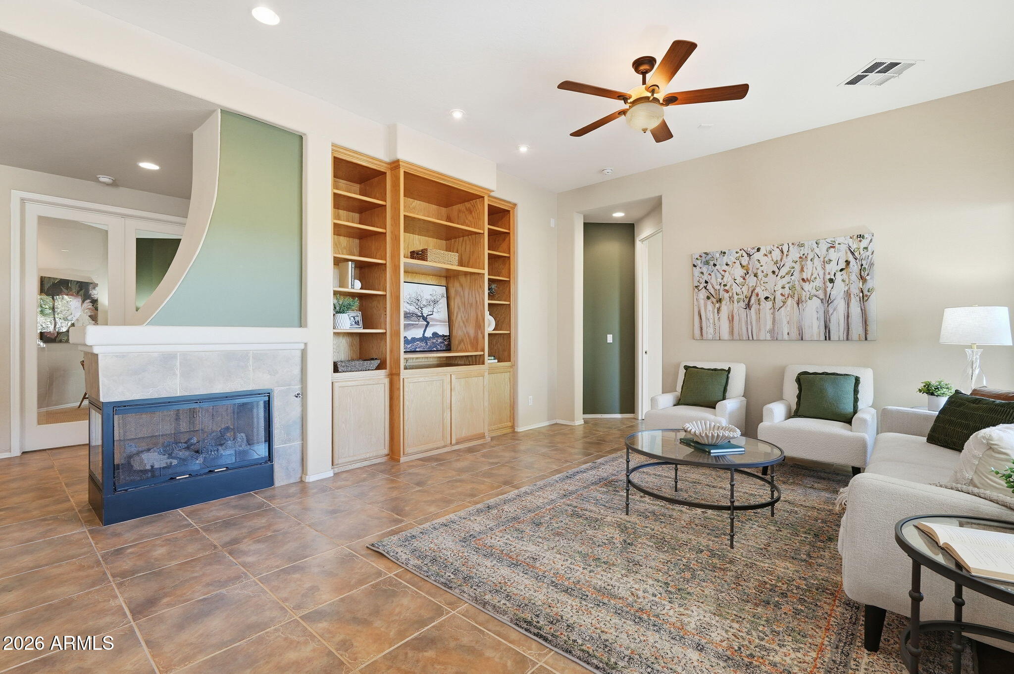 4548 E NIGHTINGALE Lane