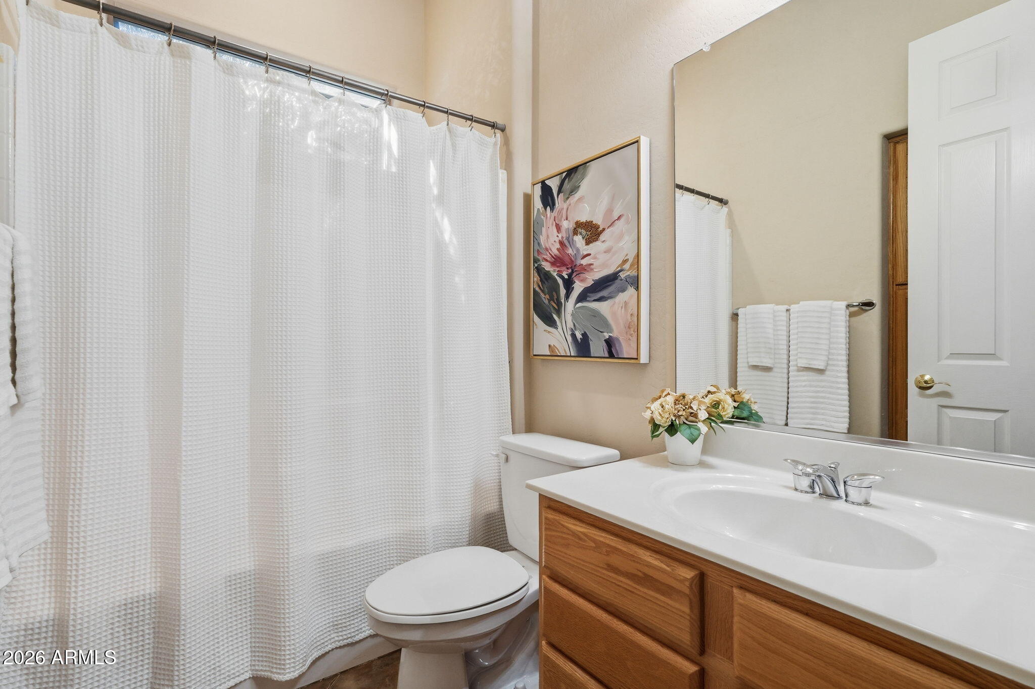 4548 E NIGHTINGALE Lane