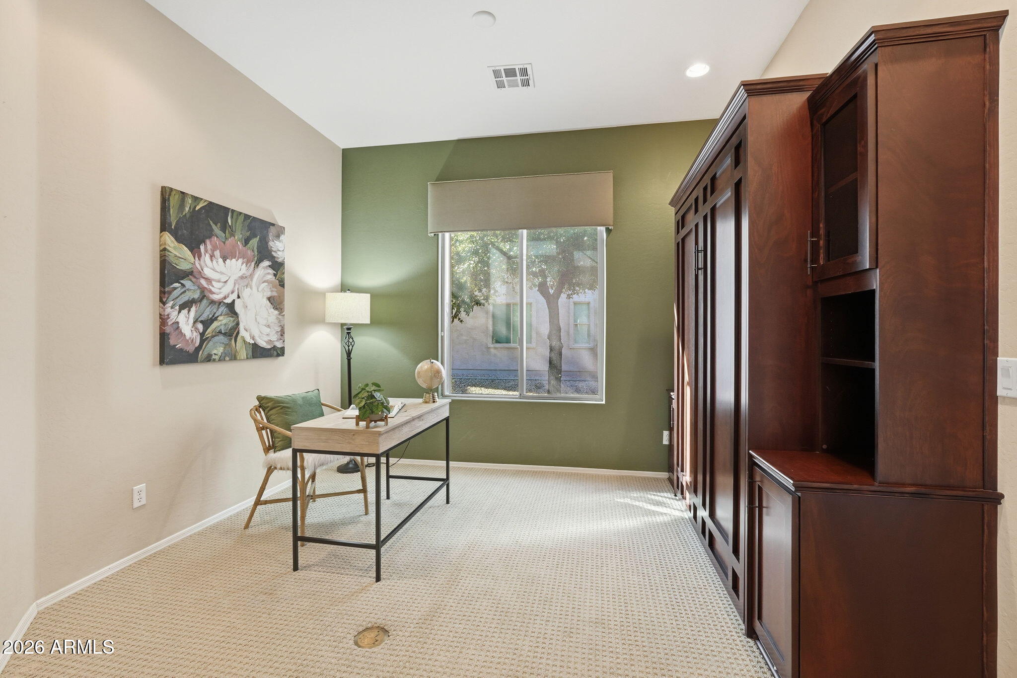 4548 E NIGHTINGALE Lane