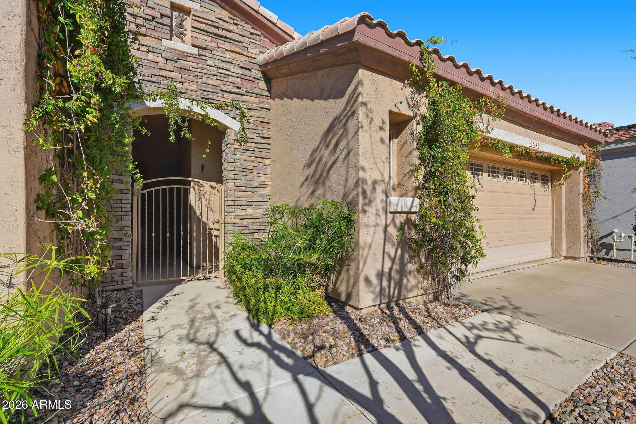 4548 E NIGHTINGALE Lane