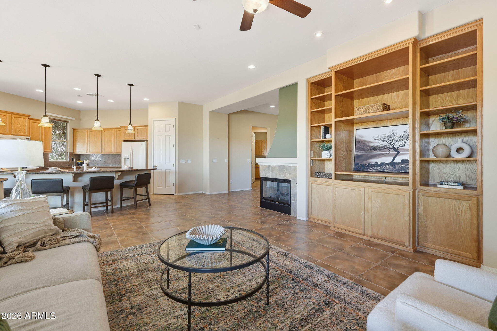 4548 E NIGHTINGALE Lane