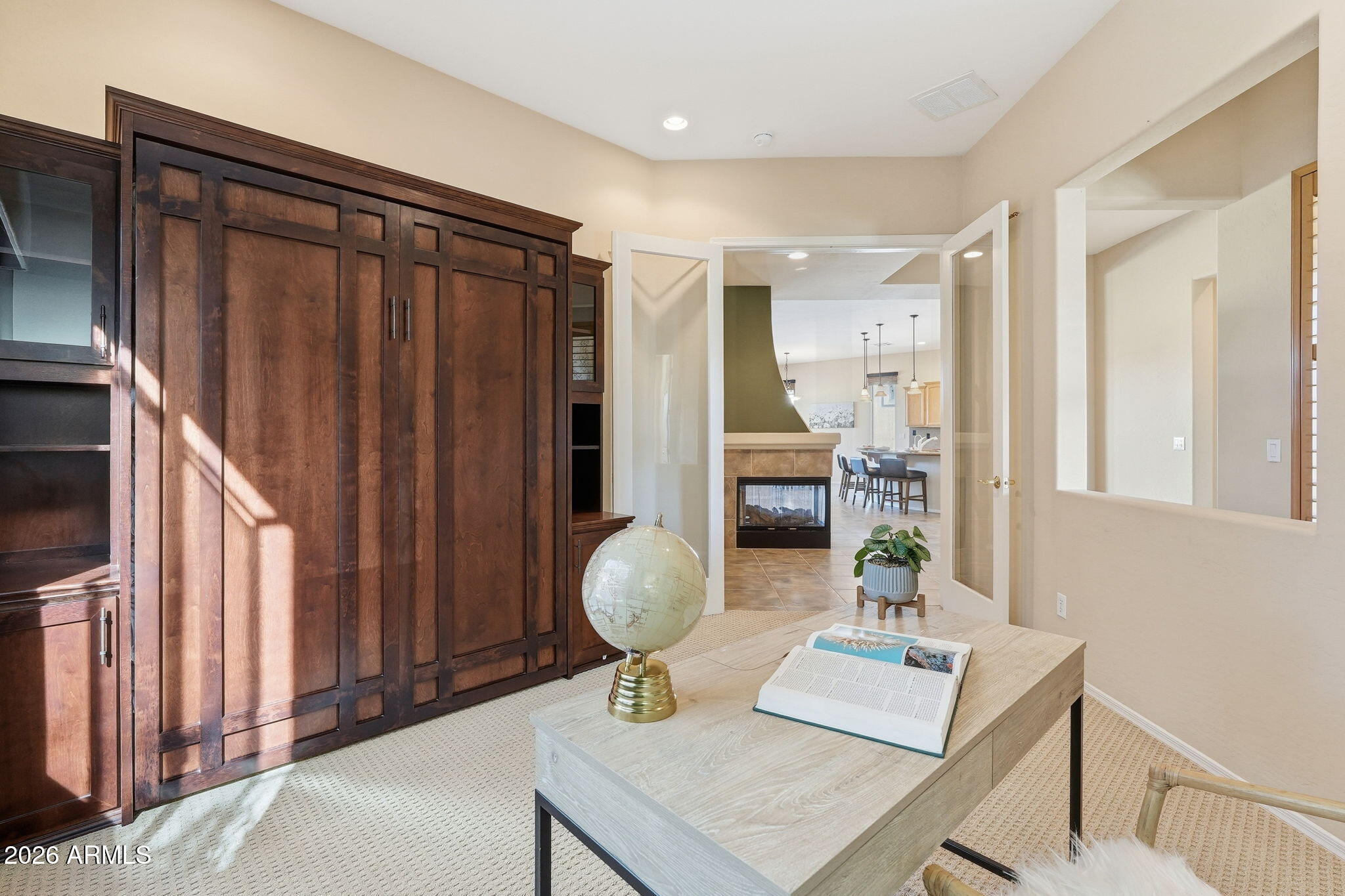 4548 E NIGHTINGALE Lane