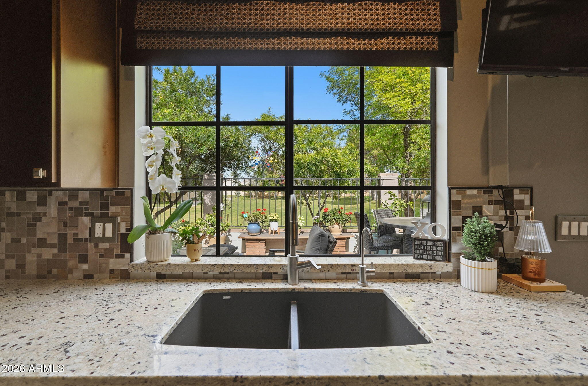 1502 W SHELLFISH Drive