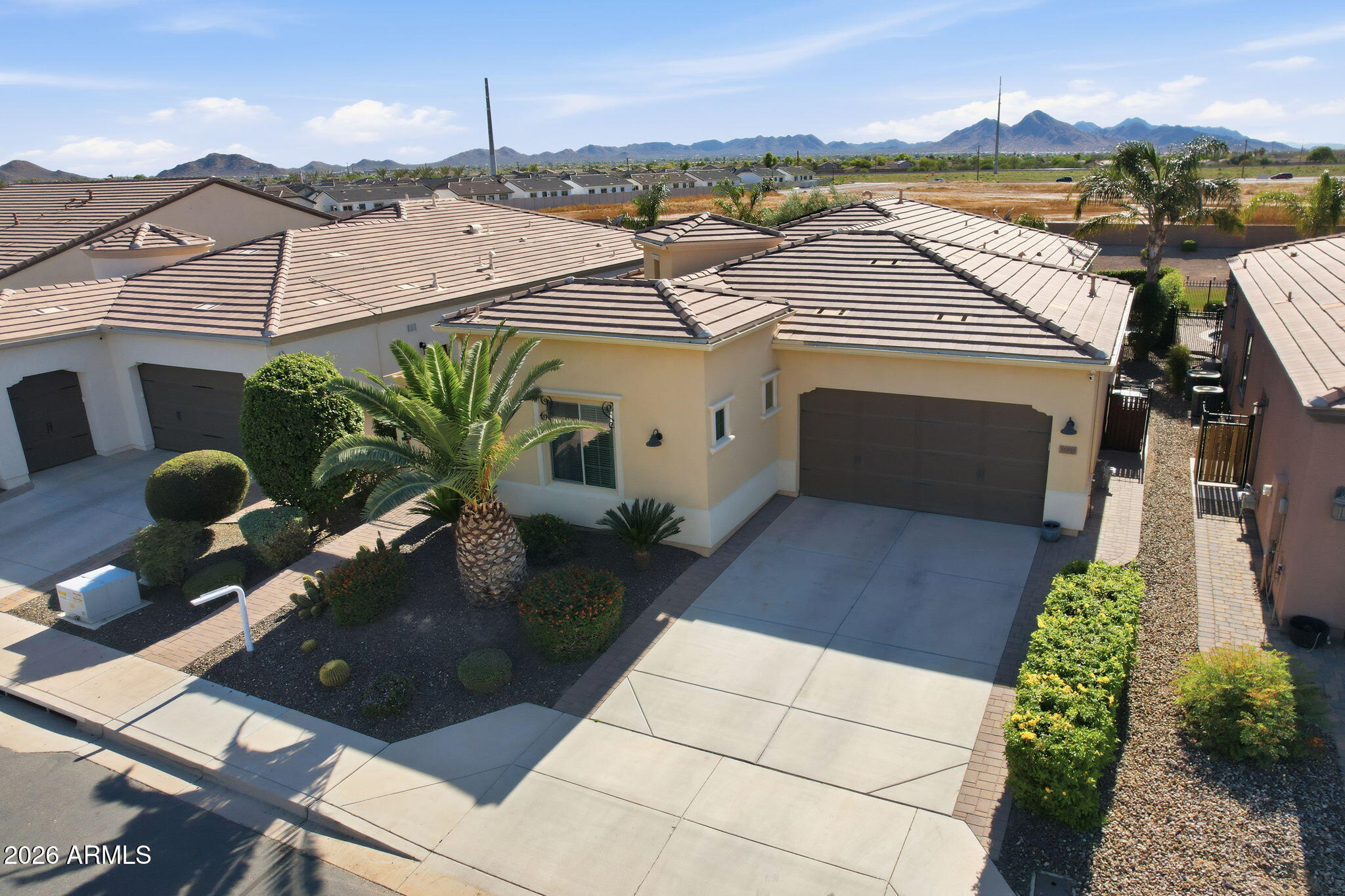 35818 N POMELO Trail