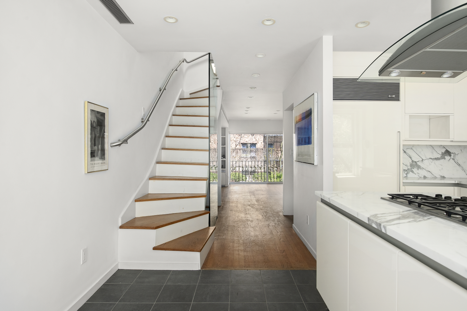 351-353 E 62ND Street