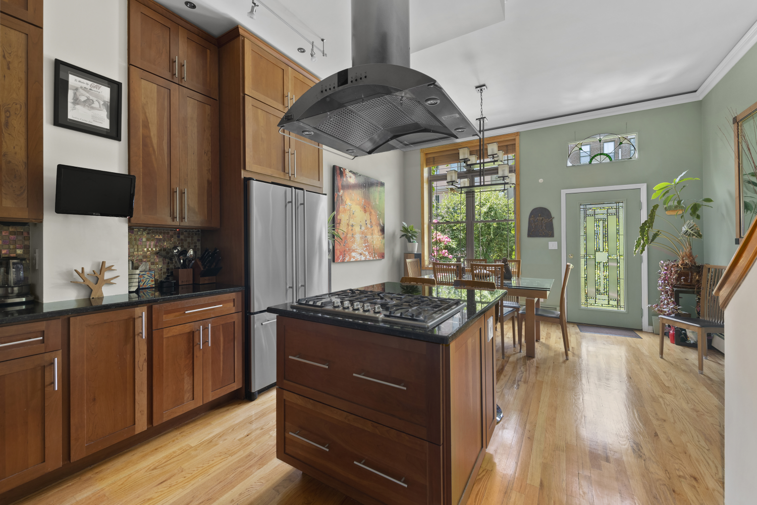 126 W 132ND Street