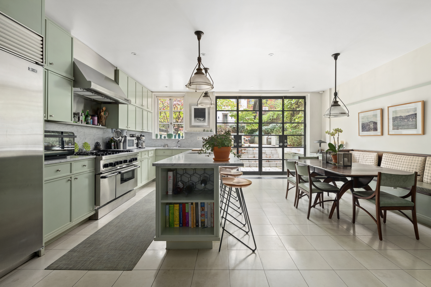 124 W 13TH Street TH