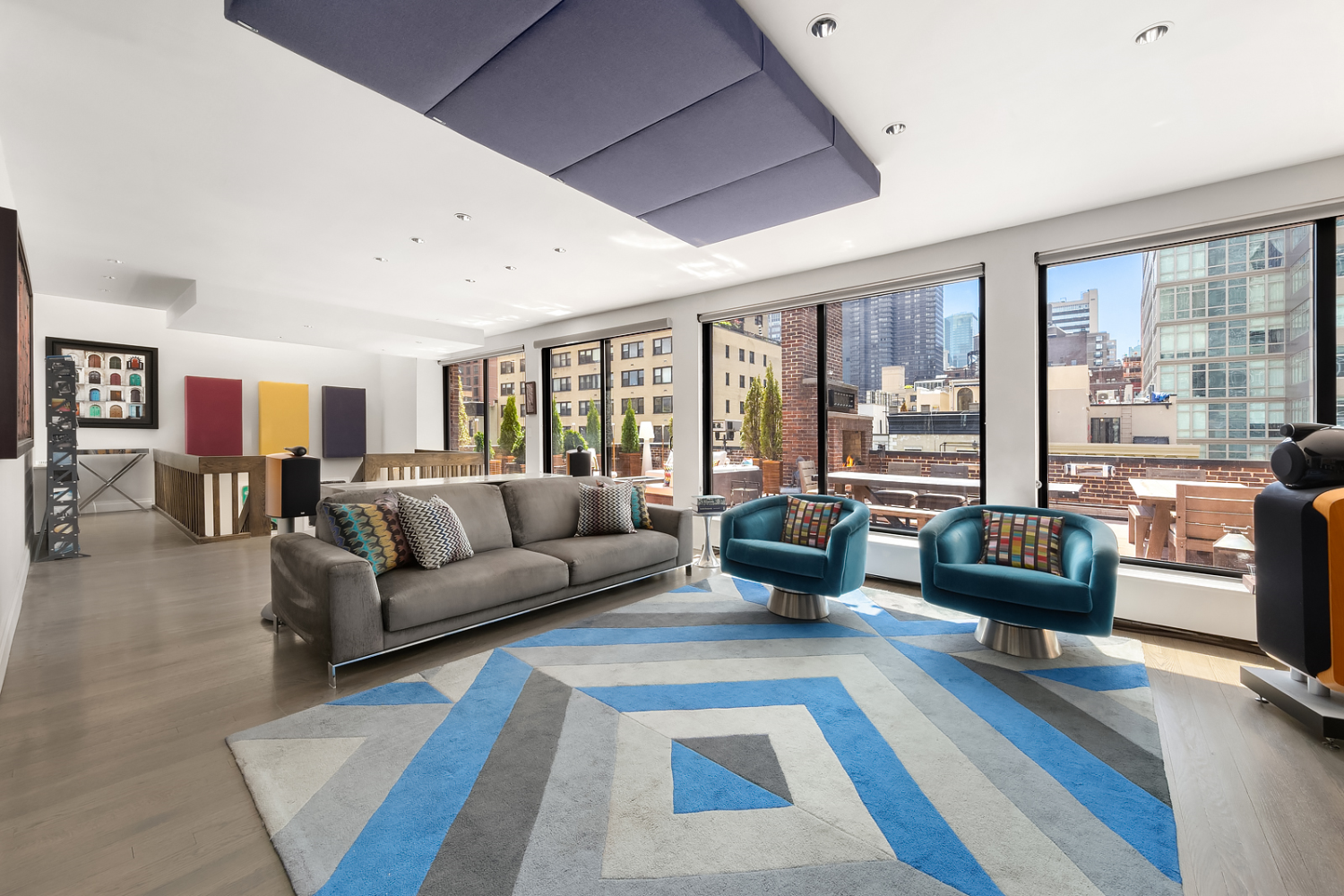 301 E 52ND Street PHC