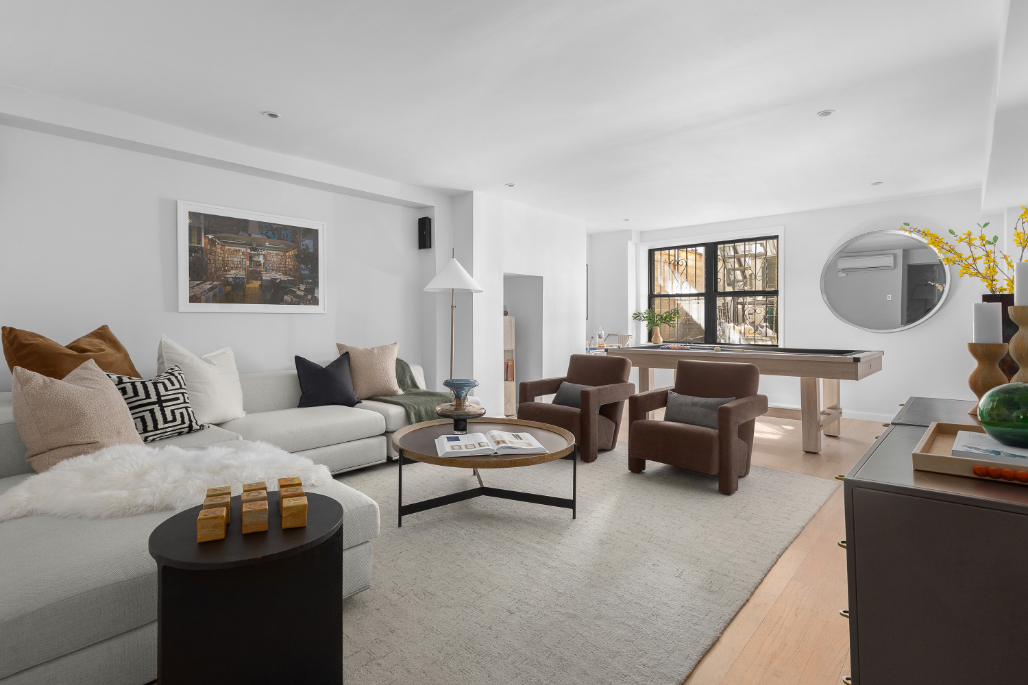 60 S ELLIOTT Place