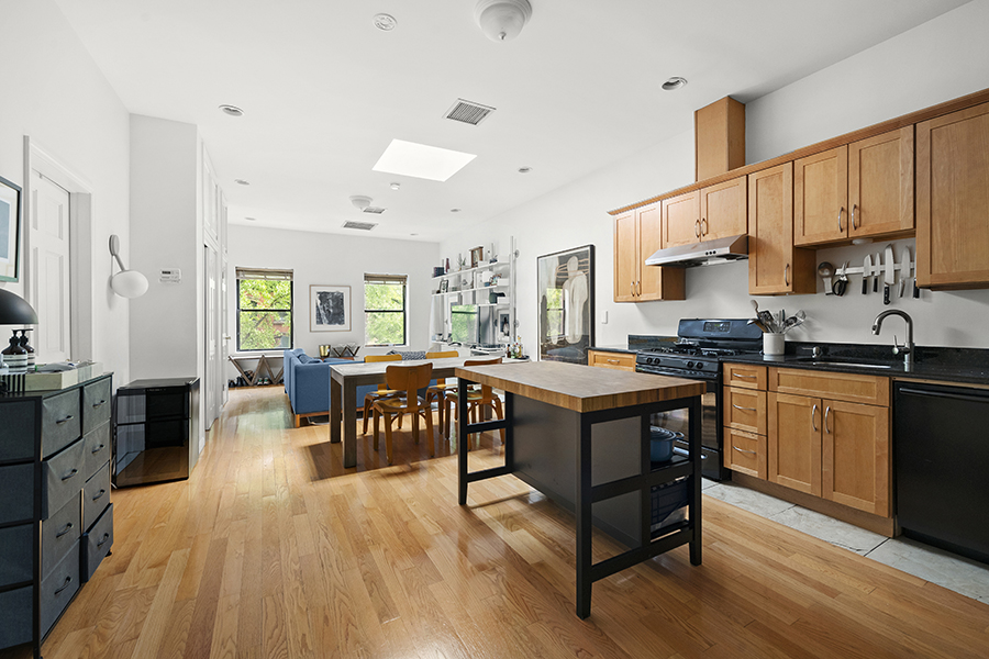 60 S ELLIOTT Place
