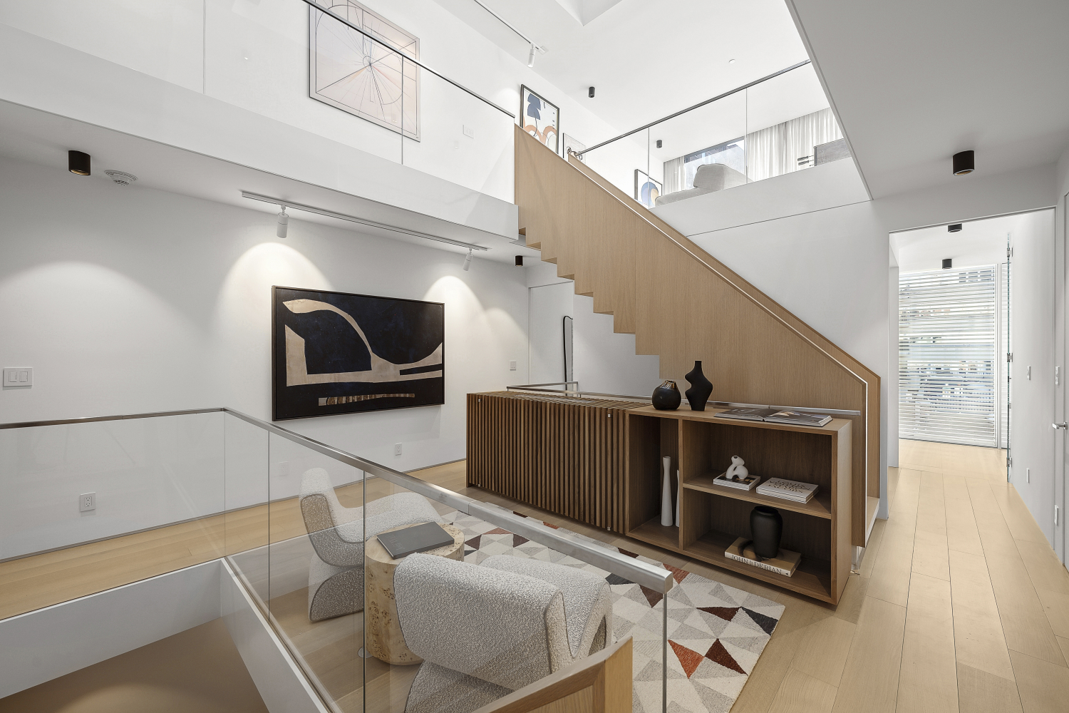 217 W 20TH Street