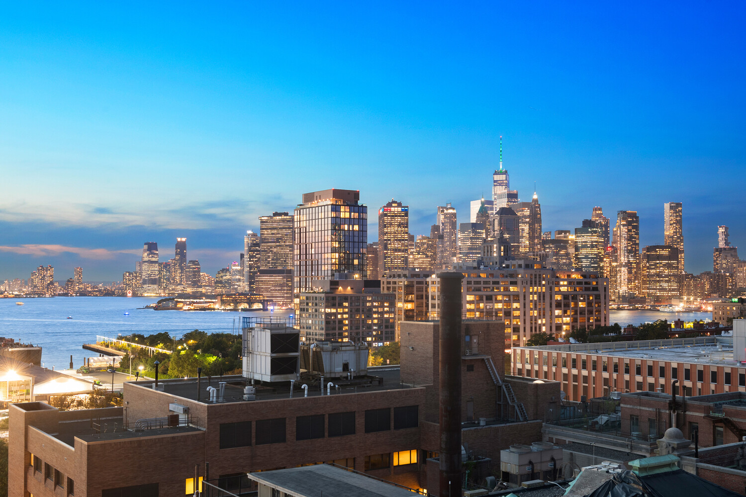 100 AMITY Street PH1