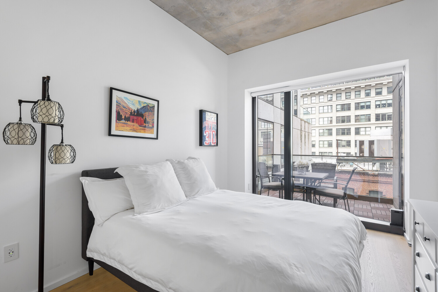 98 FRONT Street PH1H