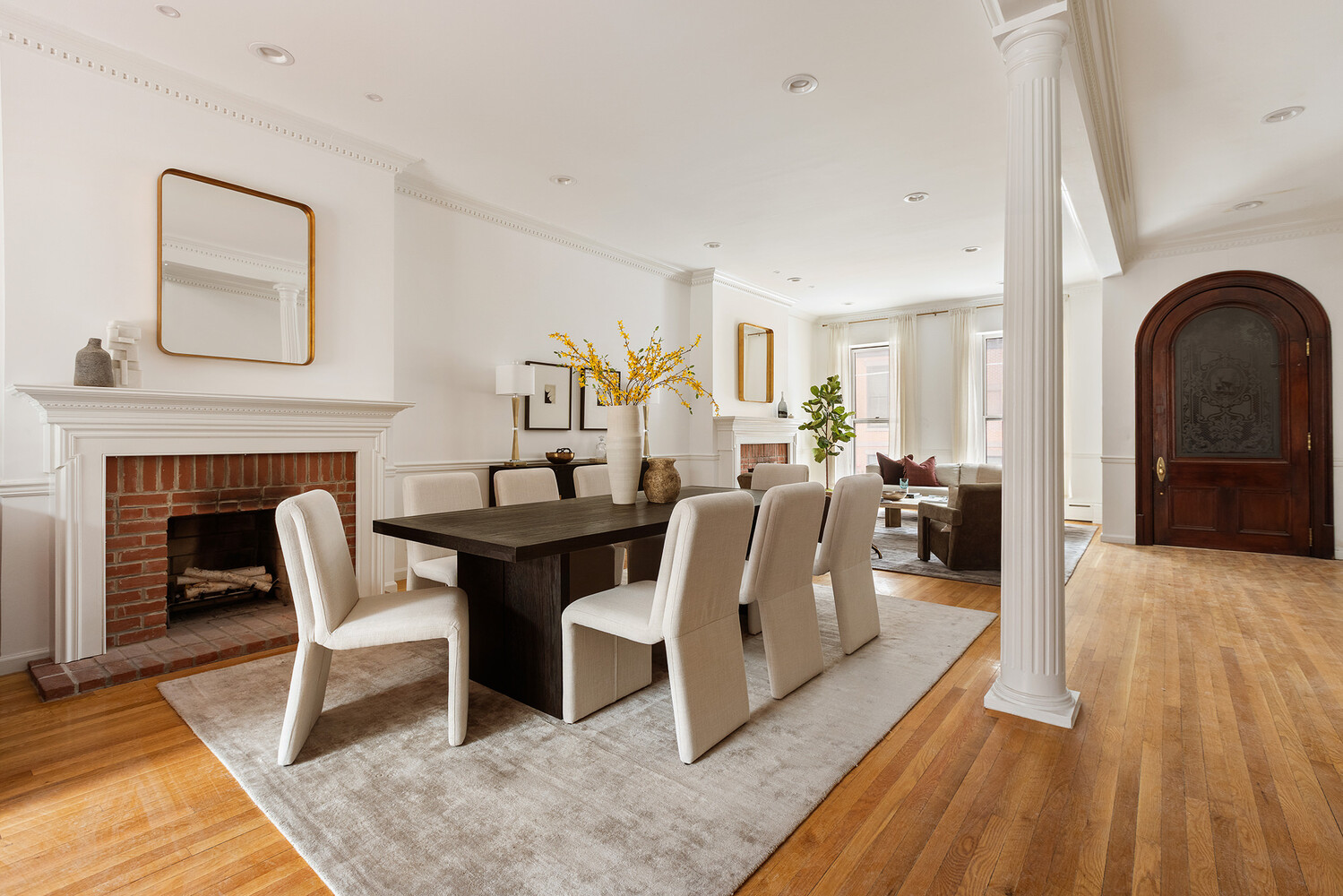 10 SIDNEY Place