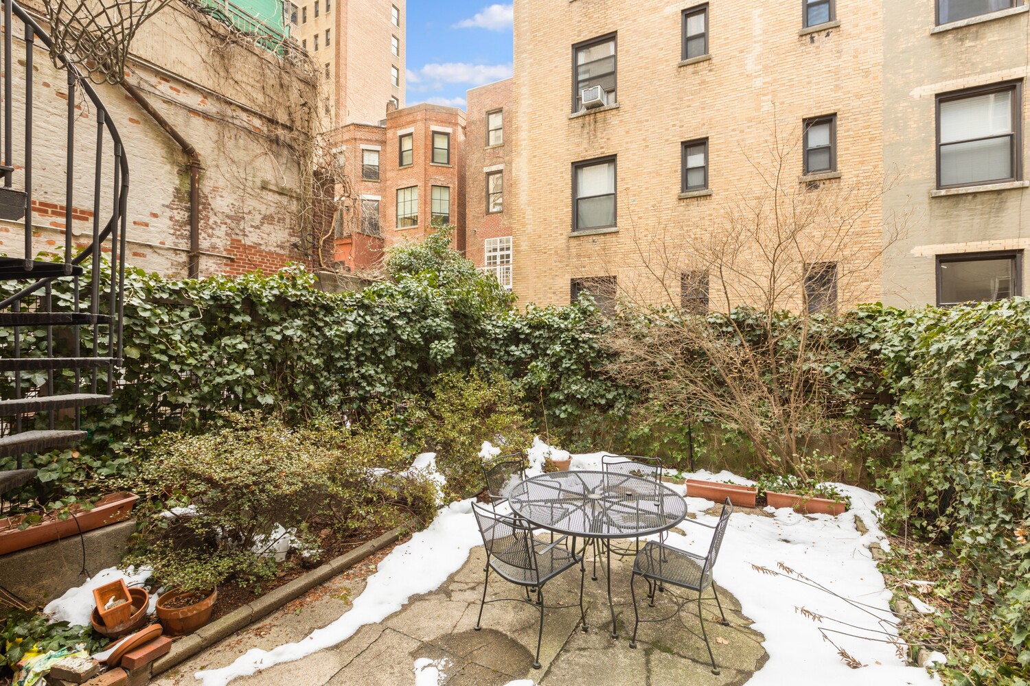 312 W 103RD Street N/A