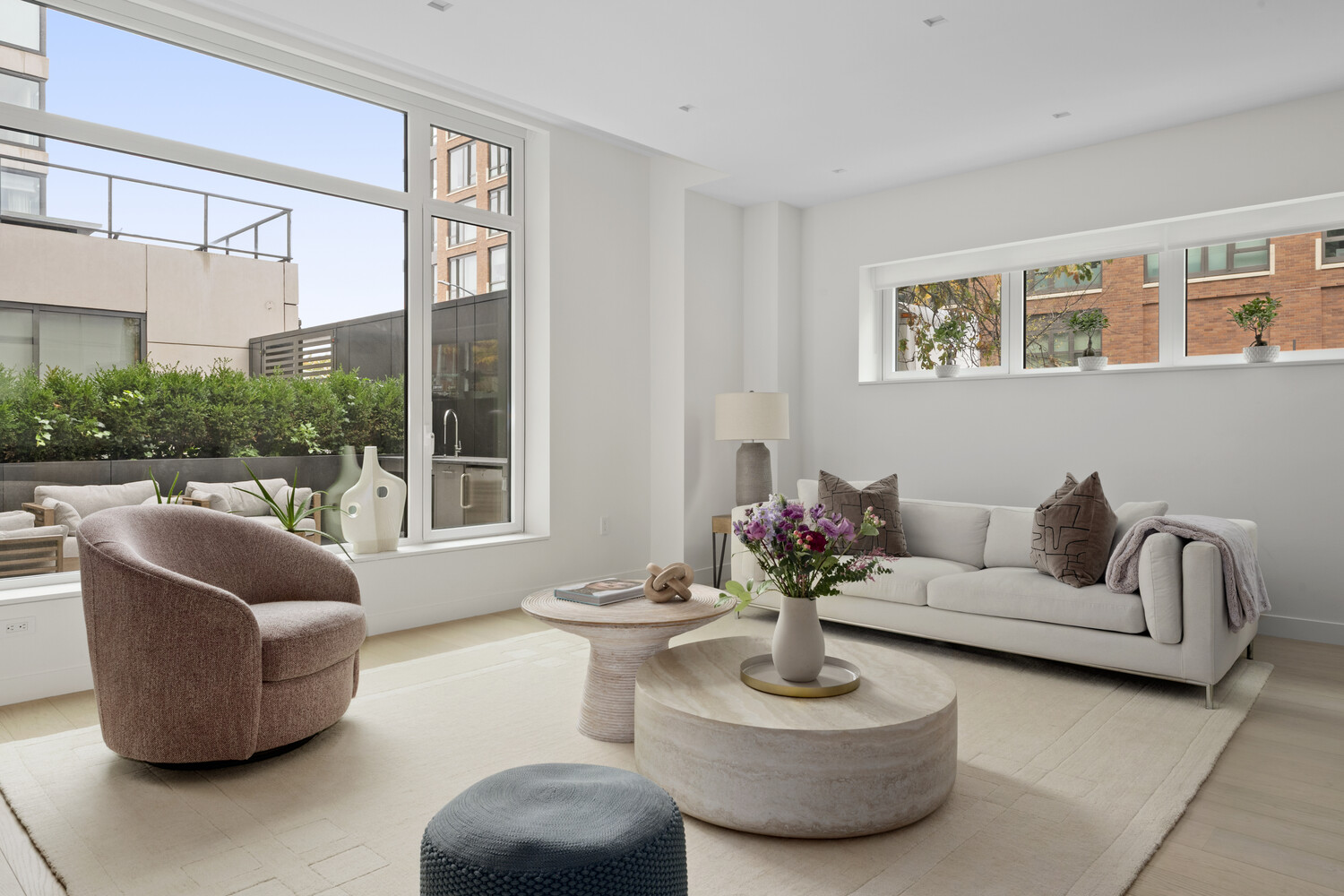 450 WASHINGTON Street TH5