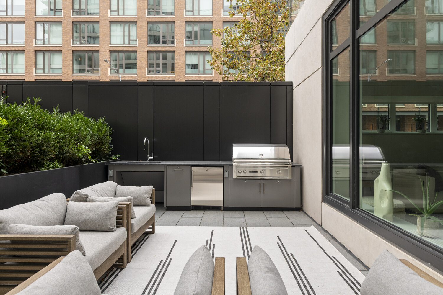 450 WASHINGTON Street TH5