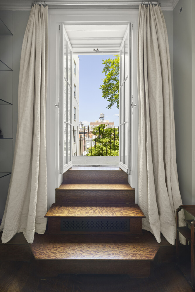 26 WASHINGTON Square N