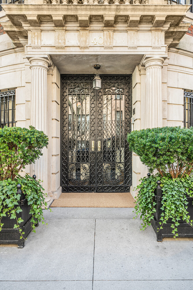 40 E 74TH Street 1