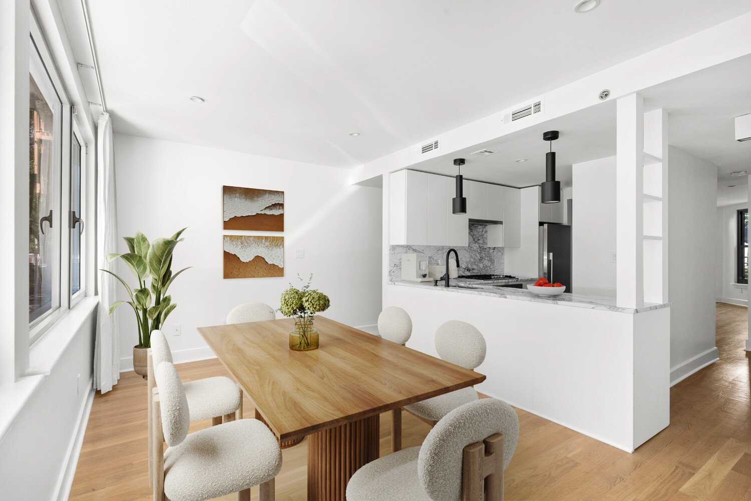395 S 2ND Street 1
