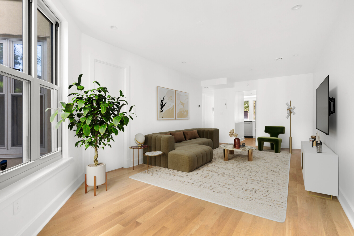 395 S 2ND Street 1
