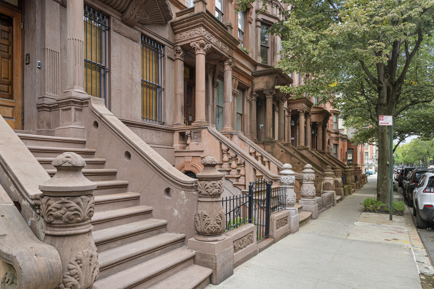 14 W 121ST Street