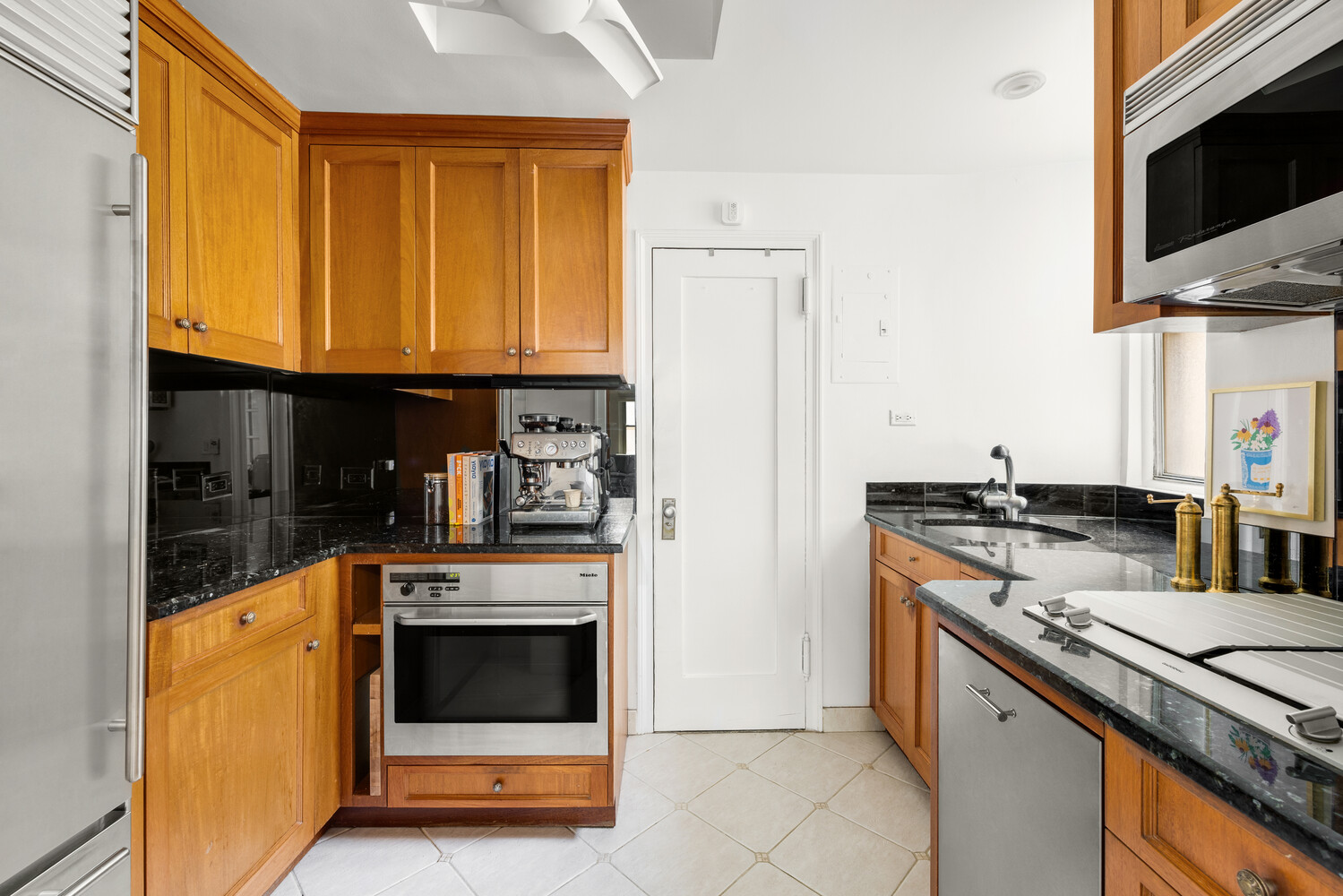 7 E 85TH Street 8B