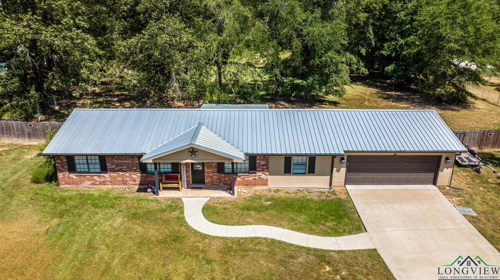 46 Christie Rd
