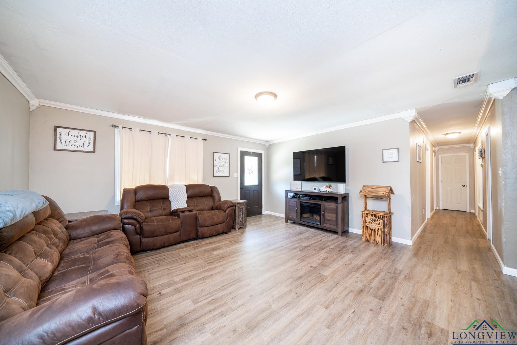46 Christie Rd