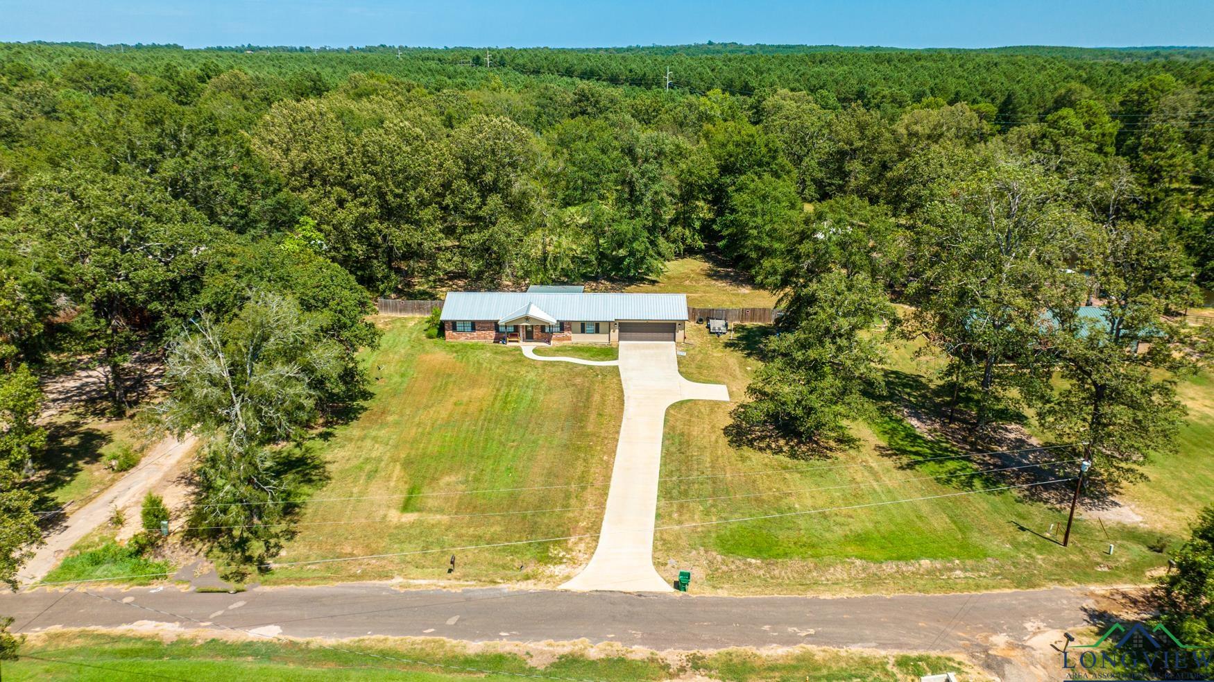 46 Christie Rd