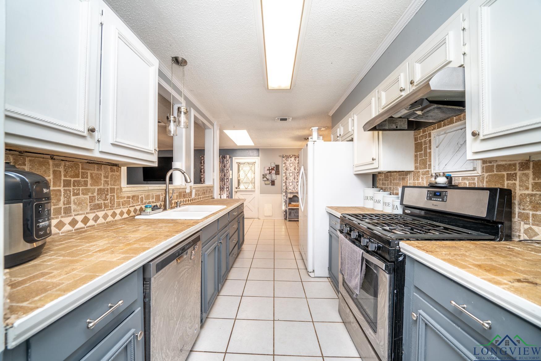 600 Rockwall Drive
