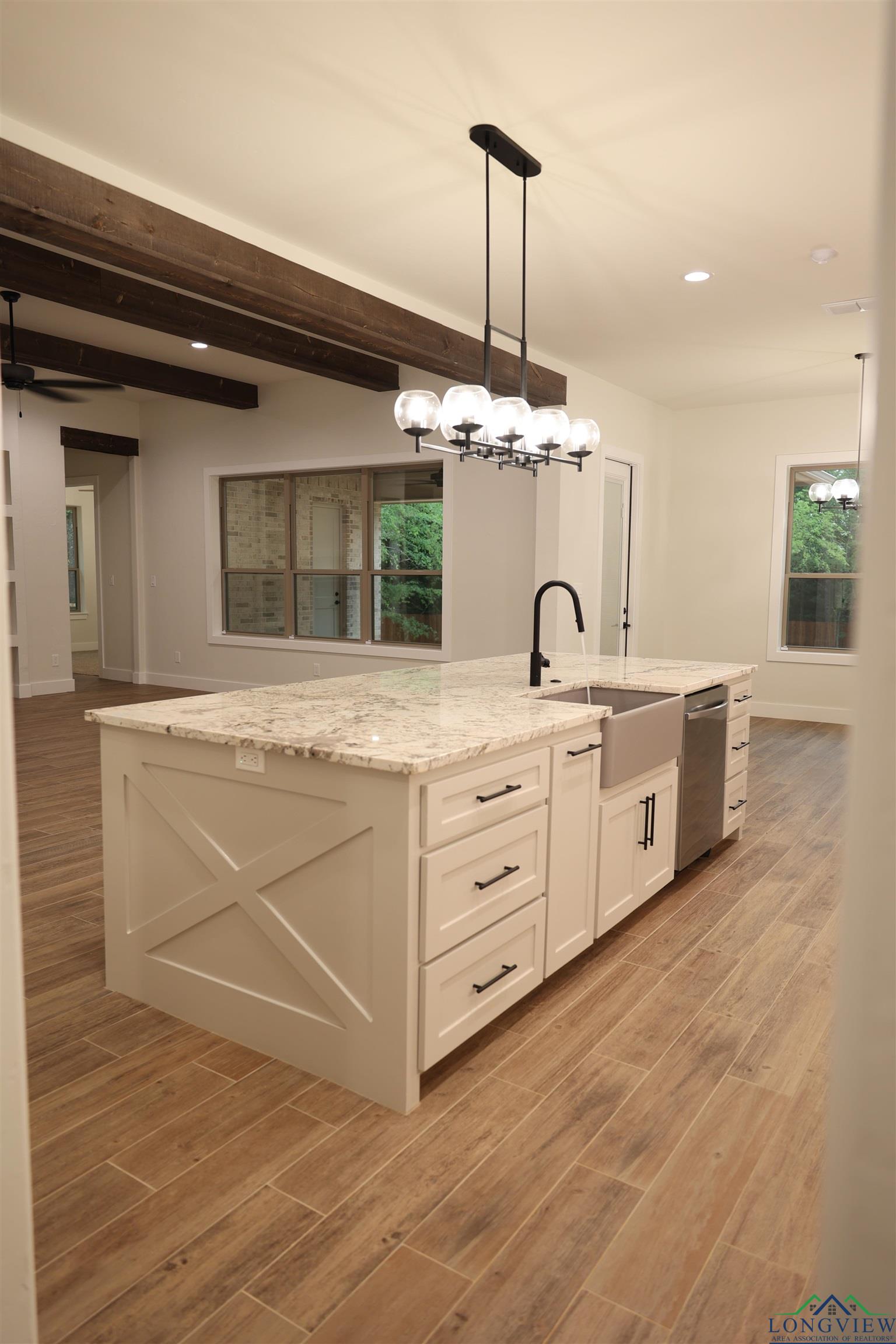 115 Thorn Briar