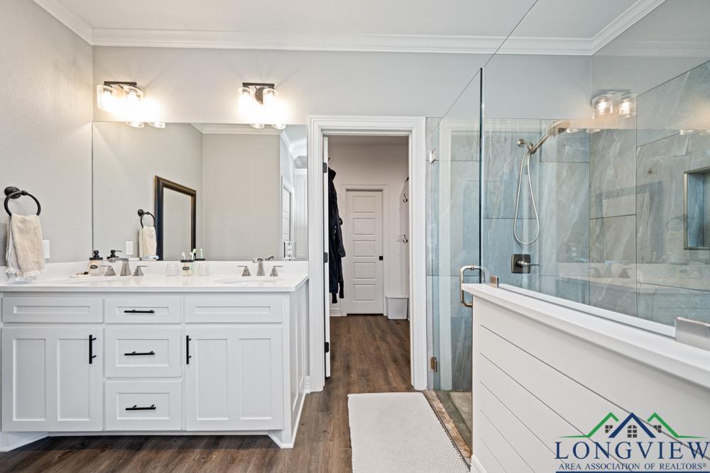 209 Lafoy Lane